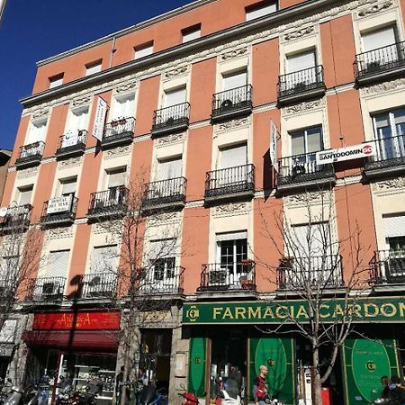 Hotel Hostal Palacio Luna Madrid Exterior foto